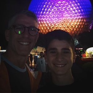 Meet your Posher, Rogan